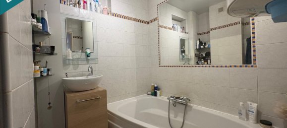 4 rooms Apartment in Clamart, France No. 349234 6