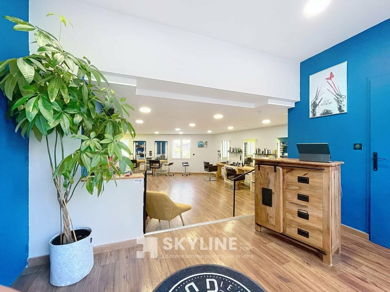 Propriété commerciale à Cabriès, France 65m² No. 349841