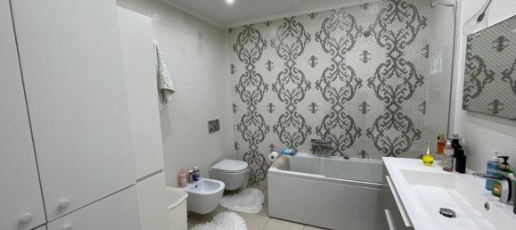 3 rooms Apartment in Ventimiglia, Italy No. 103907 3