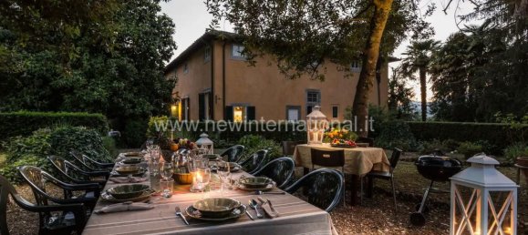 7 bedrooms Villa in Lucca, Italy No. 377440 7