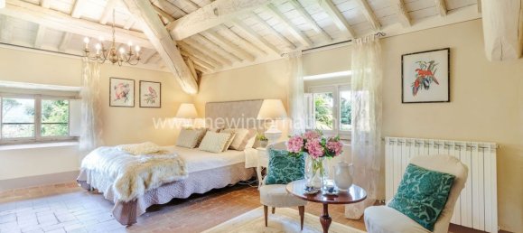 7 bedrooms Villa in Lucca, Italy No. 377440 20
