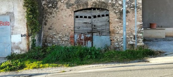 3 bedrooms House in Guidonia Montecelio, Italy No. 371513 5