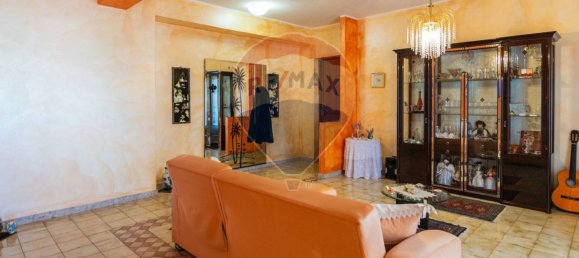 Apartamento de 2 dormitorios en Acireale, Italy No. 346074 4