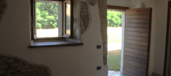 5 bedrooms Villa in Acqualagna, Italy No. 281817 10