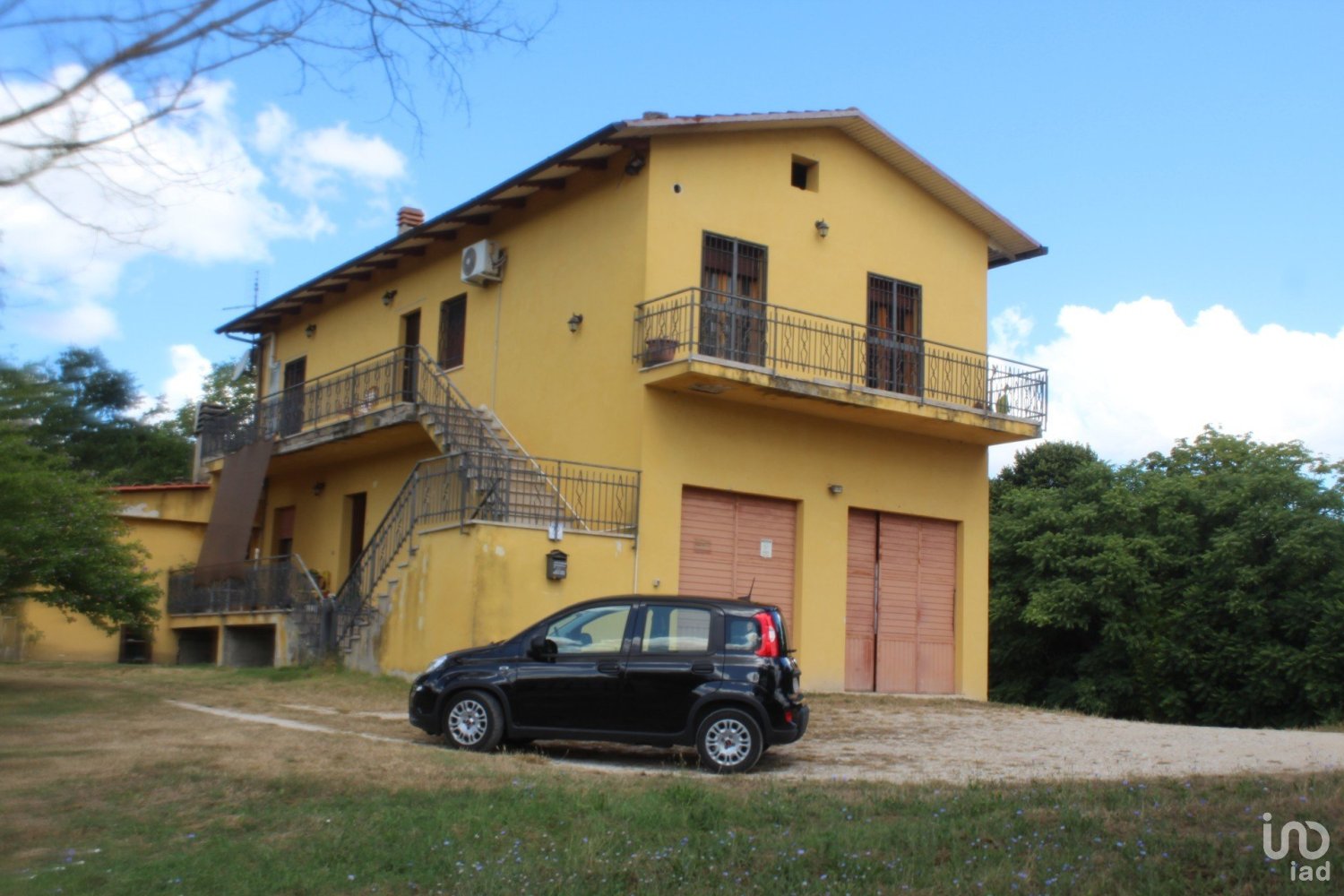 5 bedrooms Villa in Acqualagna, Italy No. 281817