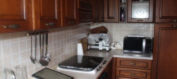 5 bedrooms Villa in Acqualagna, Italy No. 281817 3