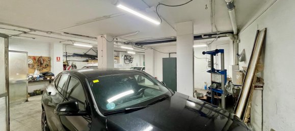 Коммерческая недвижимость 341м² в Бадалона, Испания № 137625 3