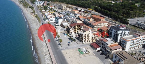 2 Schlafzimmer Wohnung in Sant'Agata di Militello, Italy, Nr. 321039 4