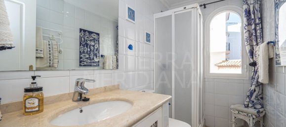 Apartamento T2 em Marbella, Spain N.º 93983 25