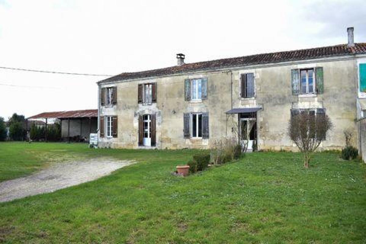 5 chambres Maison à Matha, France No. 26602