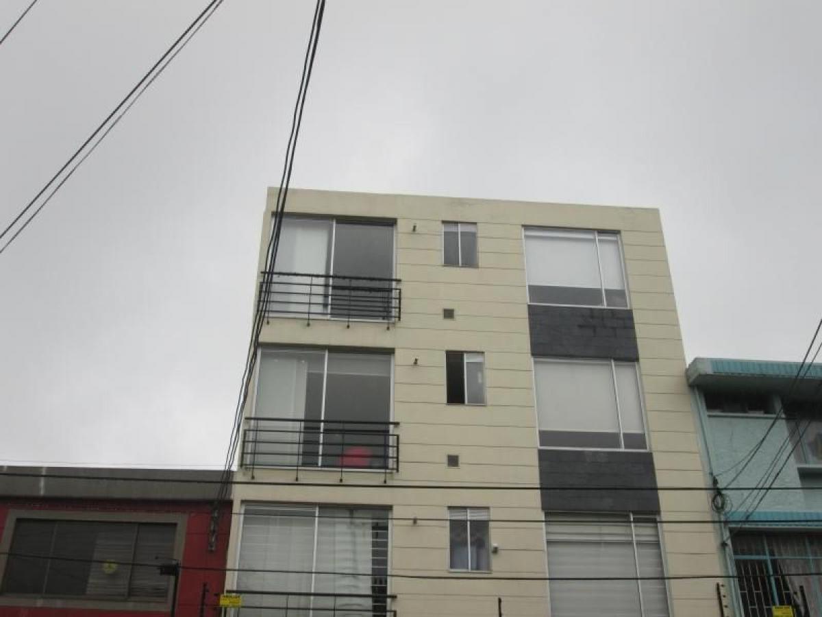 Casa de 2 dormitorios en Bogotá, Colombia No. 10106