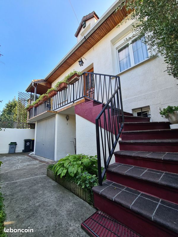 4 غرف نوم منزل في Le Blanc-Mesnil, France رقم 174751