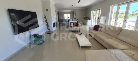 3 bedrooms House in Albufeira, Portugal No. 125524 7