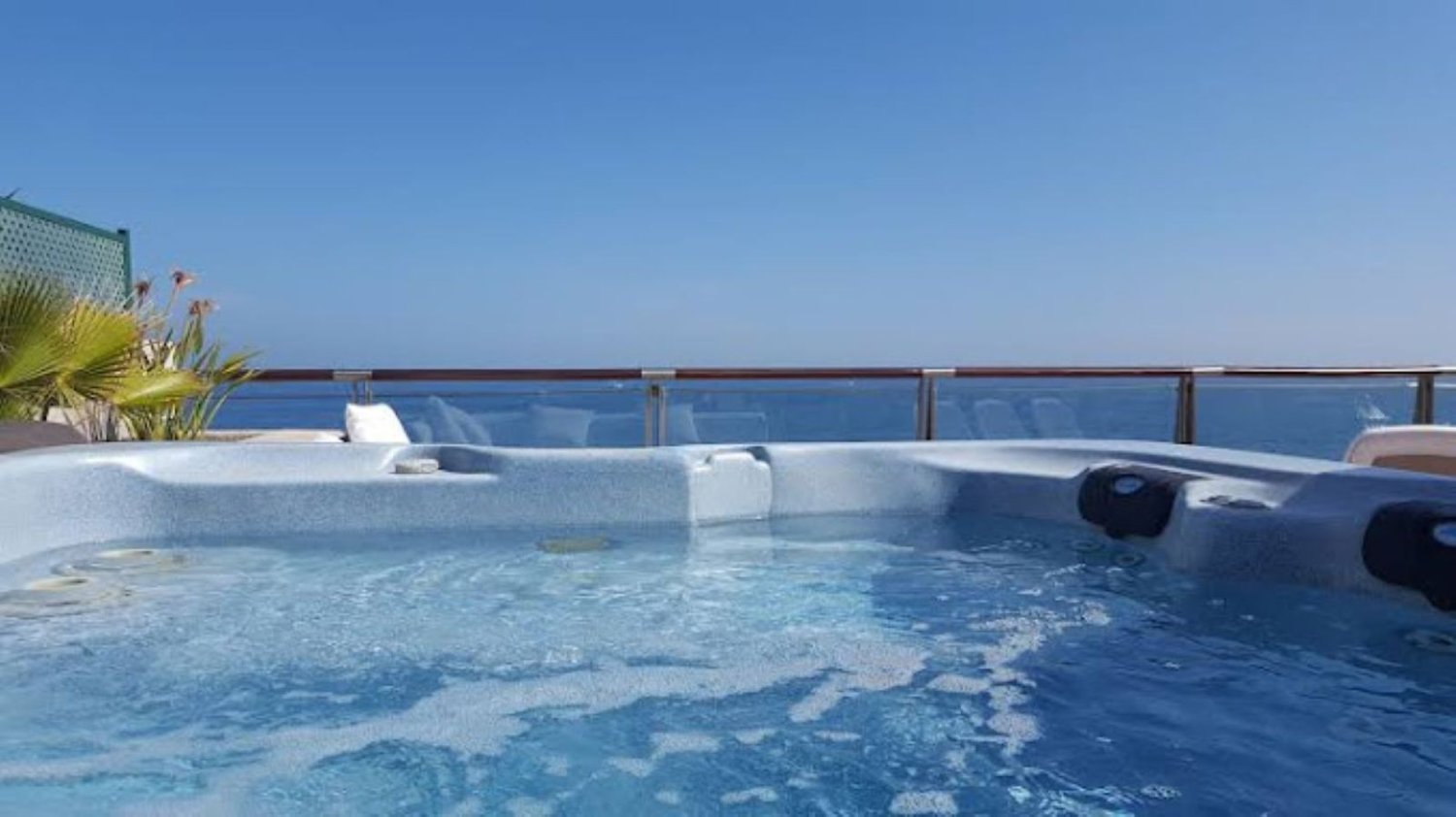 2 bedrooms Penthouse in Marbella, Spain No. 47955