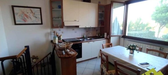 4 rooms House in Rosignano Marittimo, Italy No. 48441 9