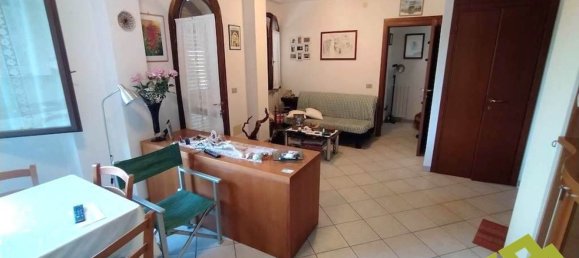 4 rooms House in Rosignano Marittimo, Italy No. 48441 7