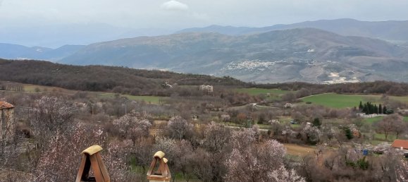 4 rooms House in Villa Santa Lucia degli Abruzzi, Italy No. 62919 25