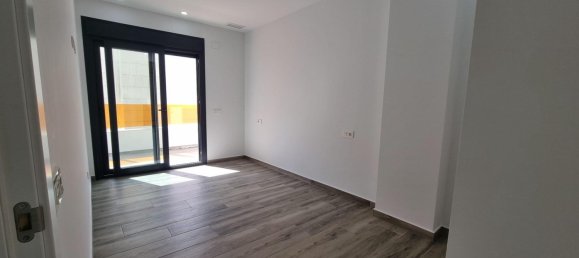 3 chambres appartement à vendre à Torrevieja, Alicante, Valencian Community, Spain № 364870 22