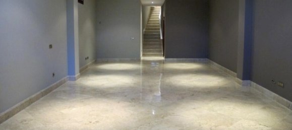 3 bedrooms Penthouse in Marbella, Spain No. 25661 22