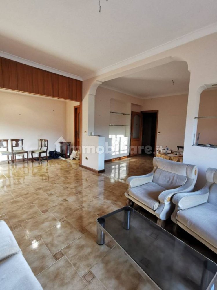 3 bedrooms Apartment in Catanzaro, Italy No. 99801