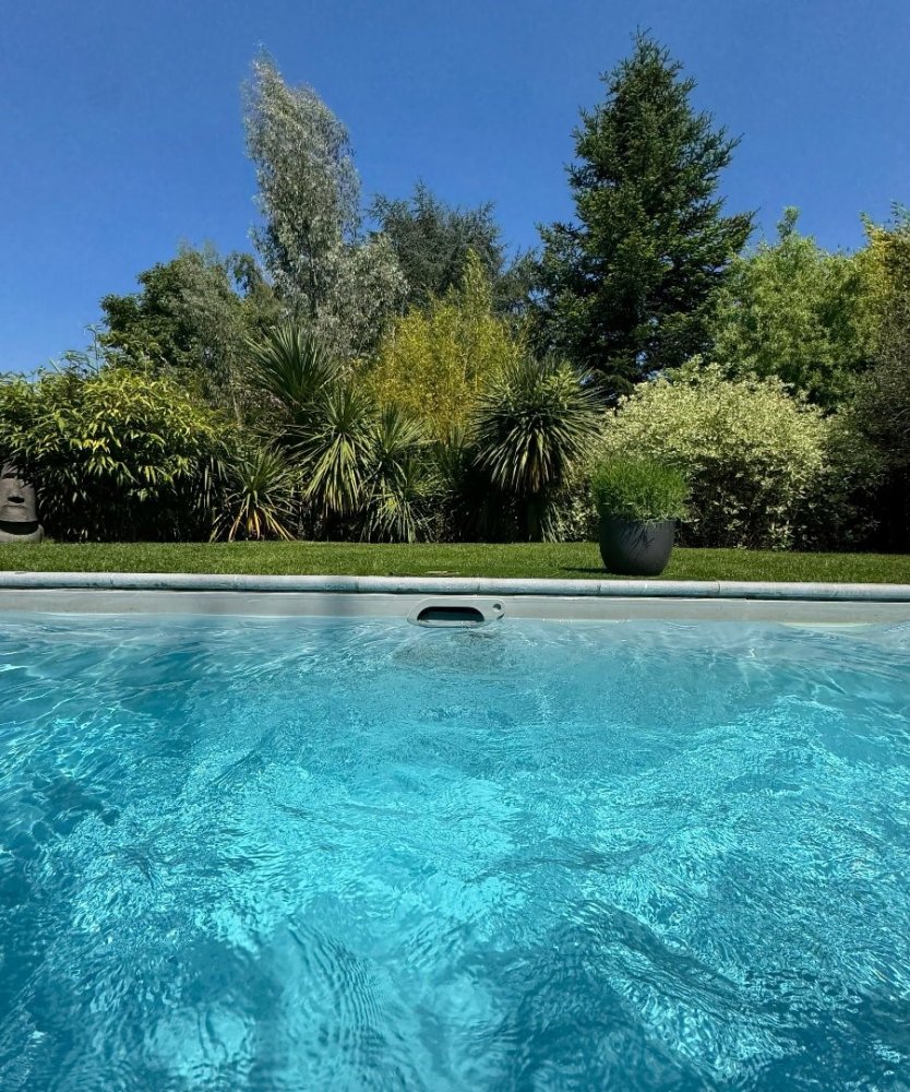 Casa de 4 dormitorios en Dampierre-en-Yvelines, France No. 145327