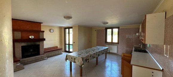 Villa de 5 divisões em Ferentino, Italy N.º 191898 2