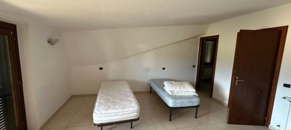 Villa de 5 divisões em Ferentino, Italy N.º 191898 39