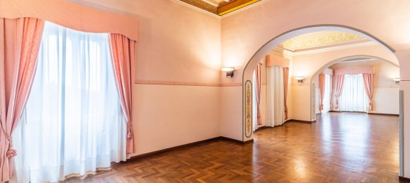 25-Zimmer Villa in Quarrata, Italy, Nr. 206173 21