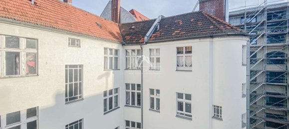 Квартира с 3 спальнями в Моабит, Германия № 111533 4