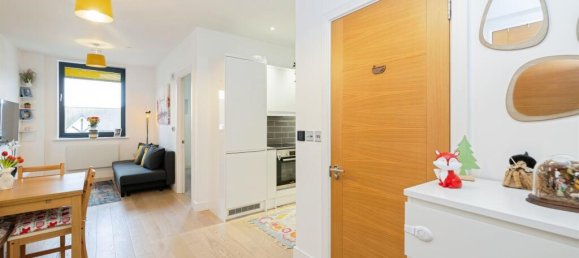 1 bedroom Apartment in Bushey, United Kingdom No. 6247 11