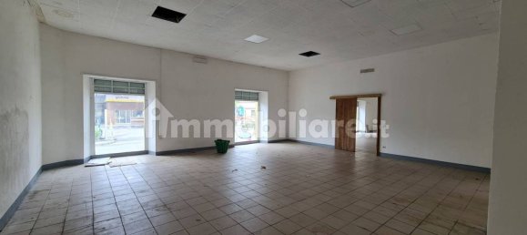 535m² Warehouse in Biella, Italy No. 346389 9
