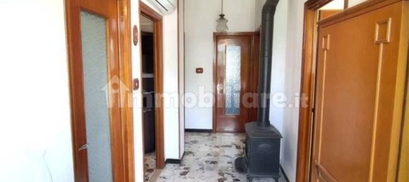 4 bedrooms Villa in Montemarzino, Italy No. 355996 9