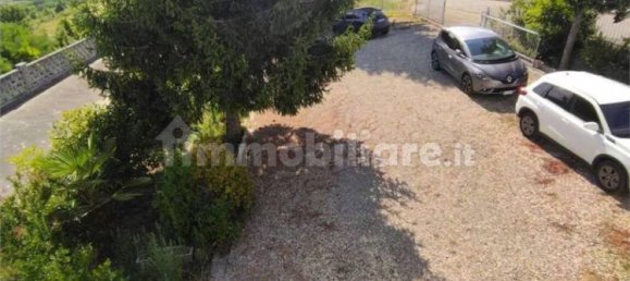 4 bedrooms Villa in Montemarzino, Italy No. 355996 6