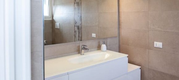 5 rooms Penthouse in Villafranca Padovana, Italy No. 221747 11