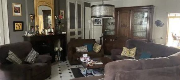 8 chambres Maison à Saint-Benoît-du-Sault, France No. 80600 4