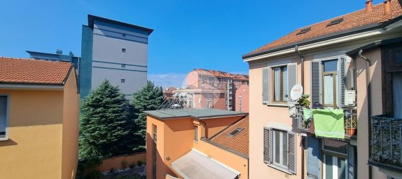 1 bedroom Apartment in Milan, Italy No. 356614 8