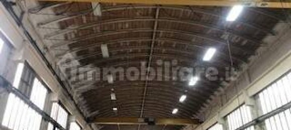 2-salle Entrepôt à Cantiano, Italy No. 152202 4