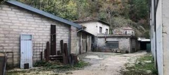 2-salle Entrepôt à Cantiano, Italy No. 152202 49