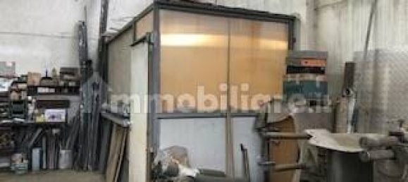 2-salle Entrepôt à Cantiano, Italy No. 152202 6