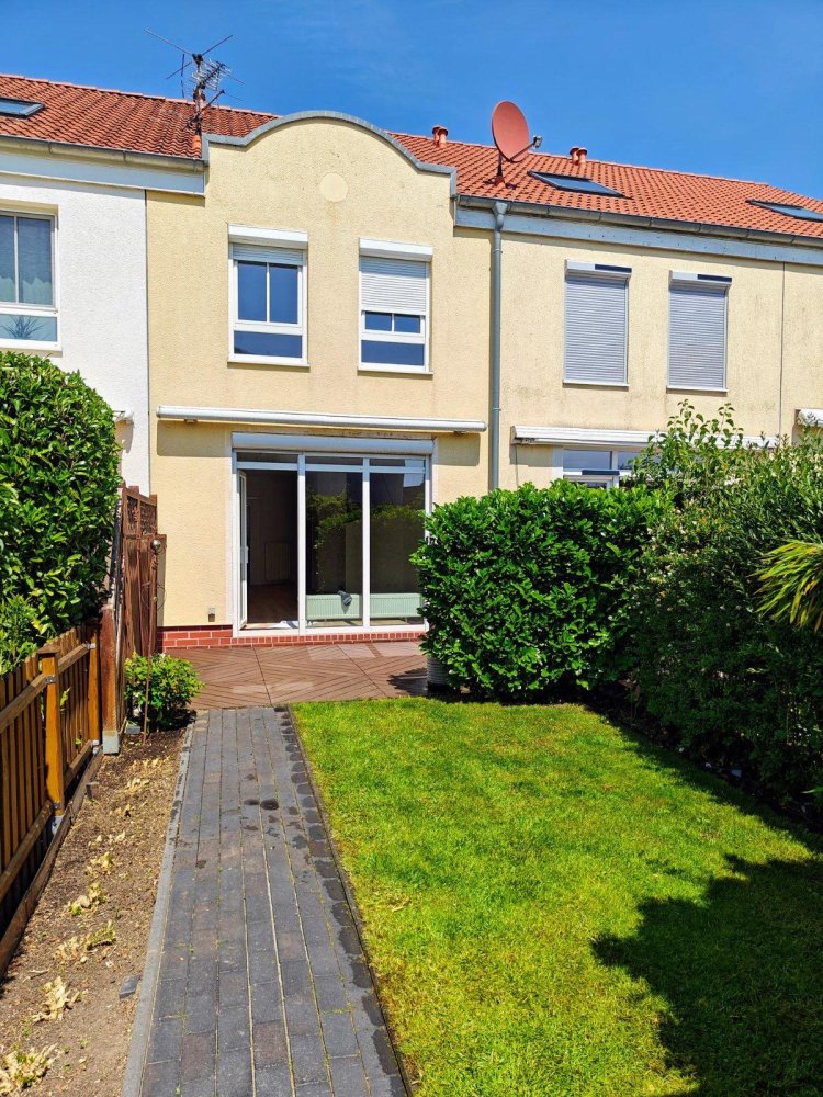 Moradia em banda T2 em Pinneberg, Germany N.º 259525