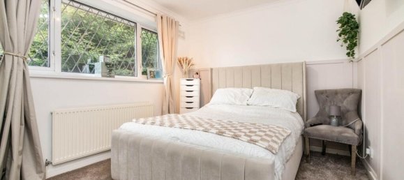 3 bedrooms House in Dudley, United Kingdom No. 2297 11