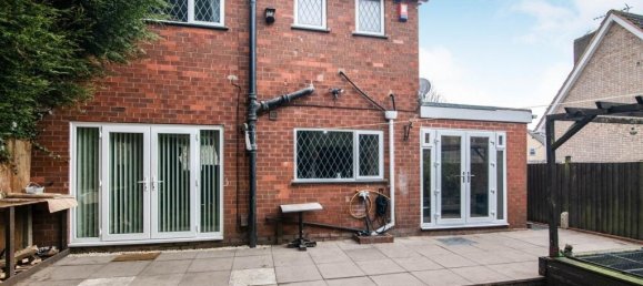 3 bedrooms House in Dudley, United Kingdom No. 2297 14