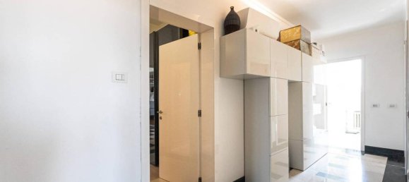 Apartamento de 5 habitaciónes en Mariano Comense, Italy No. 38115 35