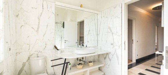 Apartamento de 5 habitaciónes en Mariano Comense, Italy No. 38115 83