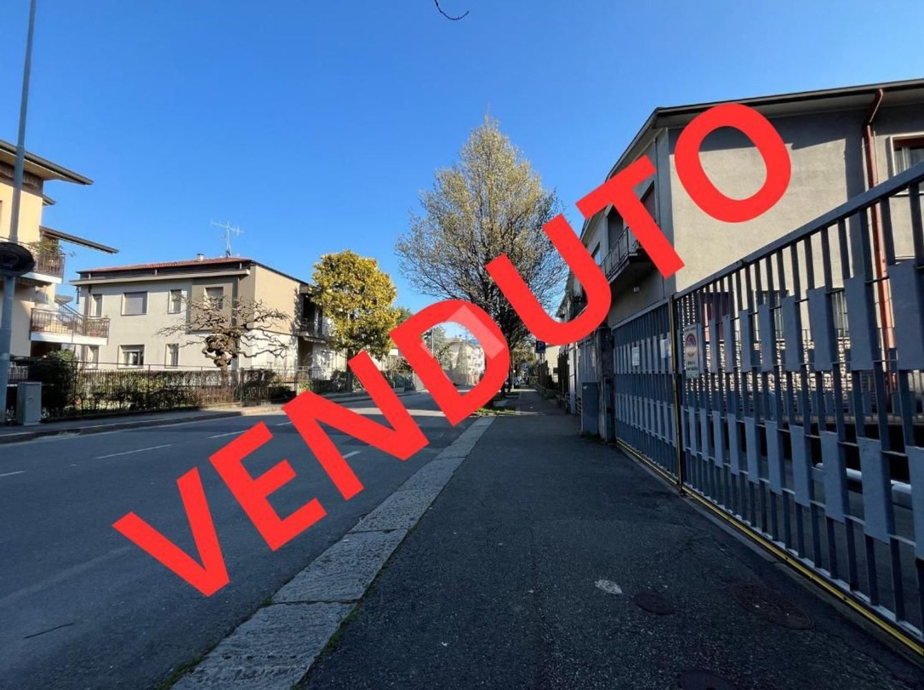 Lagerhaus in Bergamo, Italy 315m², Nr. 184168