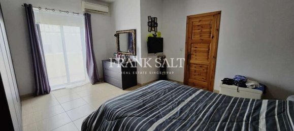 2 bedrooms Penthouse in Saint Paul's Bay, Malta No. 2439 7