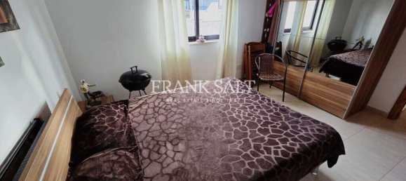 2 bedrooms Penthouse in Saint Paul's Bay, Malta No. 2439 10