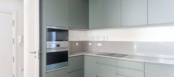 Дуплекс с 4 спальнями в Лиссабон, Португалия № 96622 2