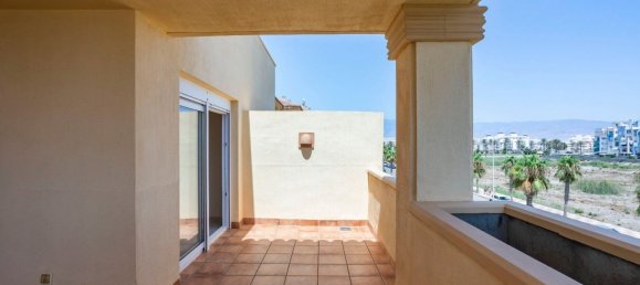 3 Schlafzimmer Doppelhaus in Roquetas de Mar, Spain, Nr. 67306 20