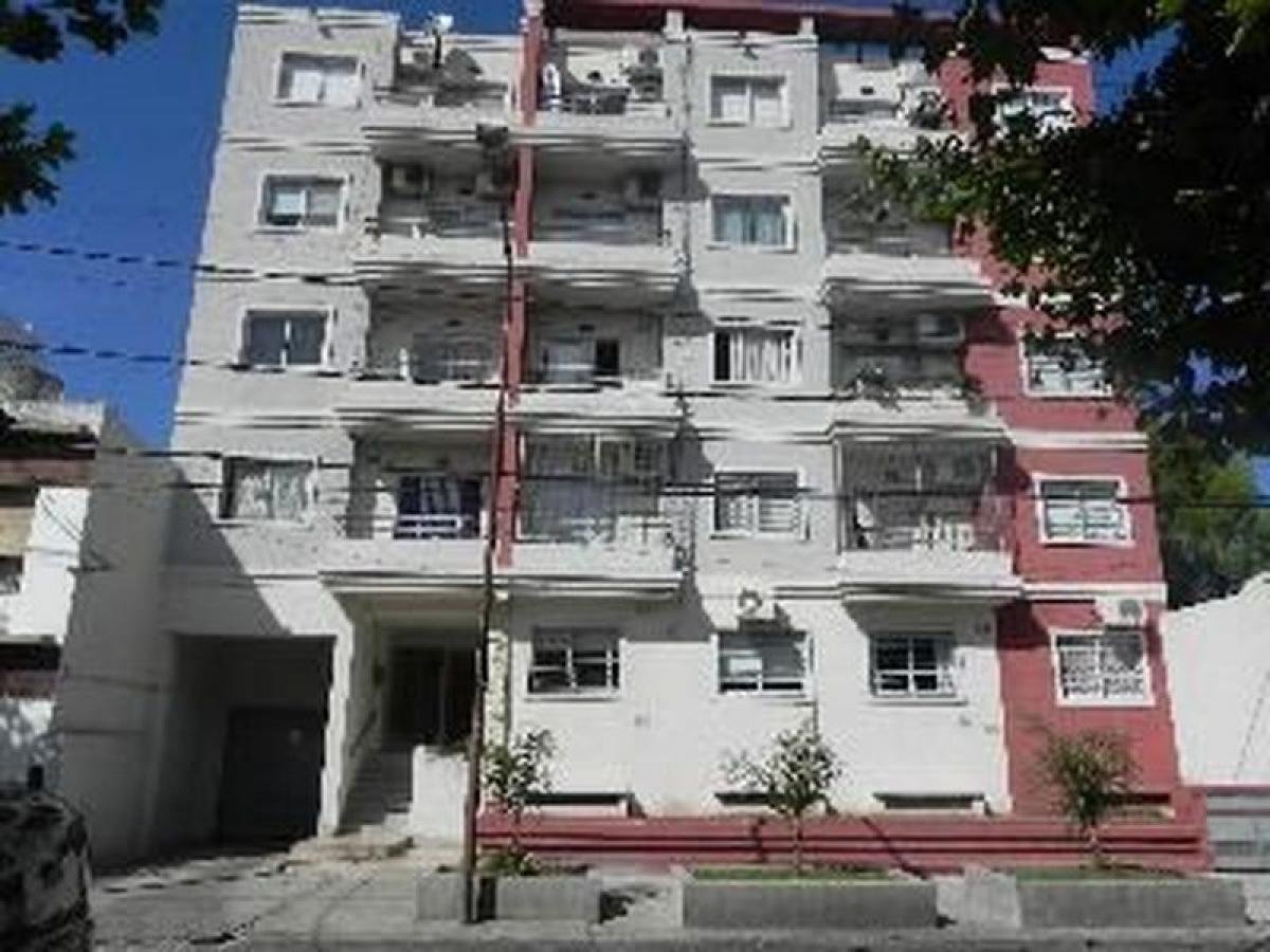 Studio in Bermudez, Argentina No. 18821